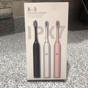 Sonic Electric Toothbrush. Black. NWT.